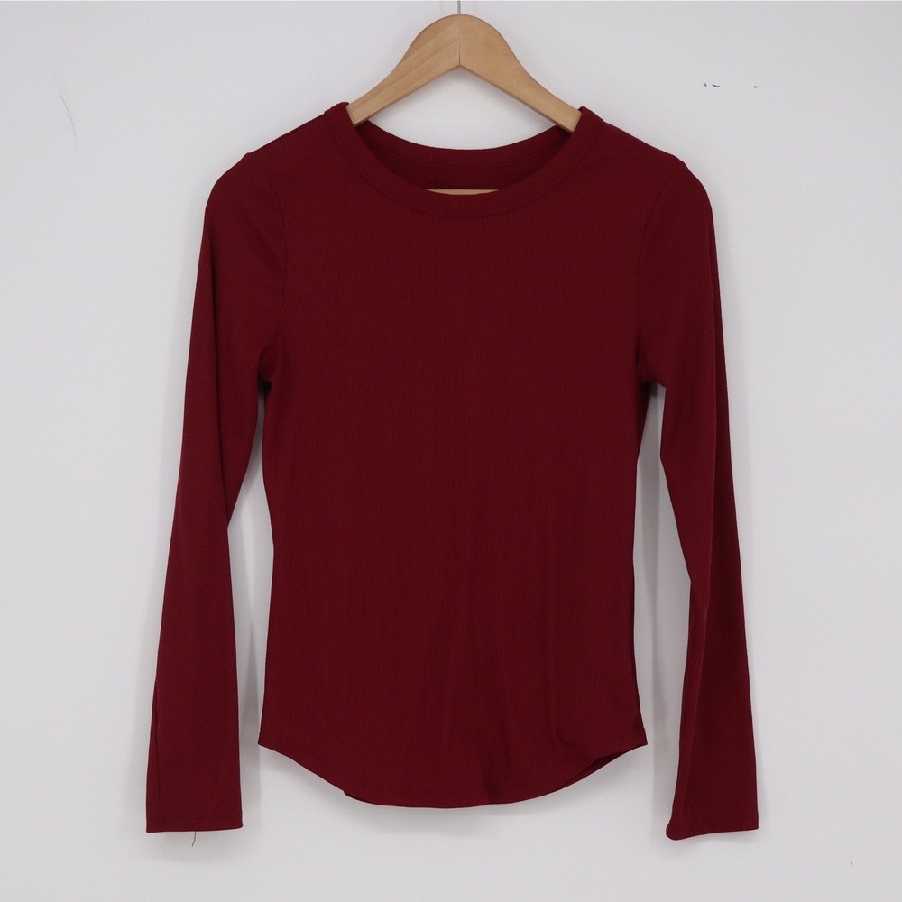 No Boundaries Top Womens M Ribbed Long Sleeve Burgundy Curved Hem Excellent